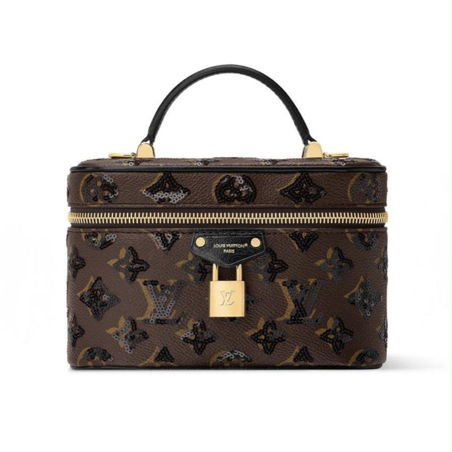 LV Chain pouch