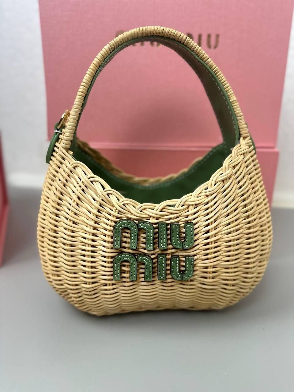Wander Wicker miu miu