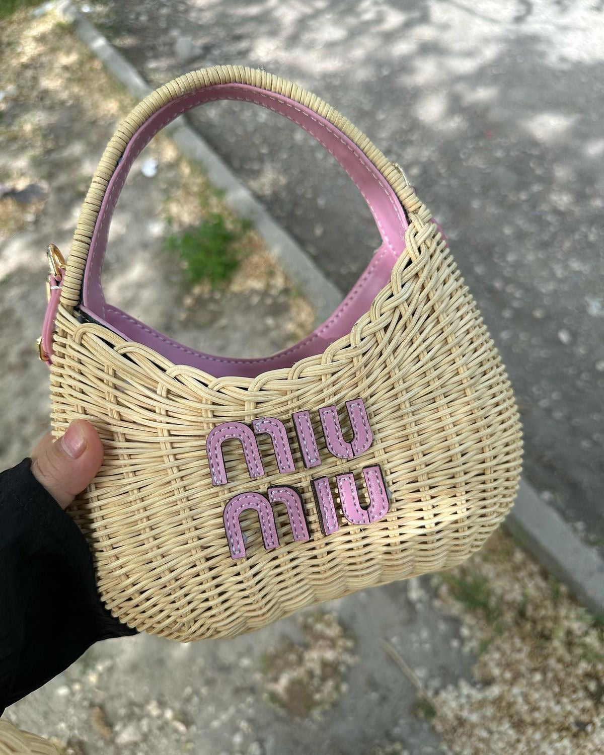 Wander Wicker miu miu
